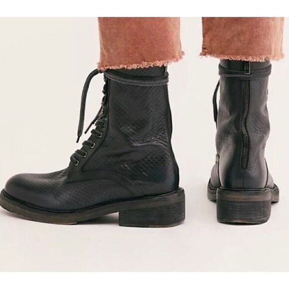 NEW FREE PEOPLE SANTA FE LACE UP BOOTS IN BLACK CROC - Picture 2 of 2